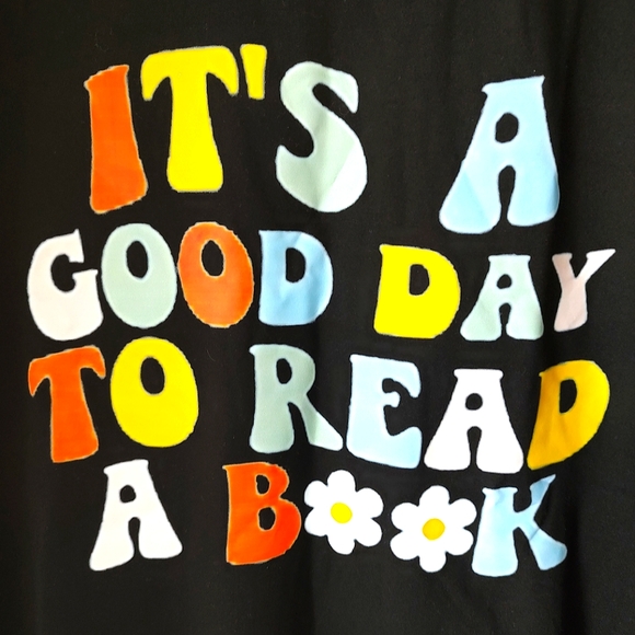 Bookish t-shirt - Picture 4 of 4